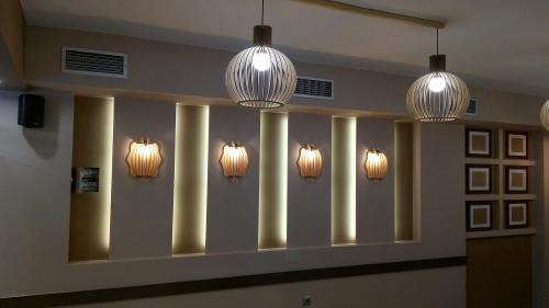 25991209 714275038776229 31141030 o